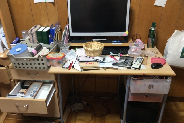 事務所の内装を来客対応しやすい空間に改修した施工事例 施工前